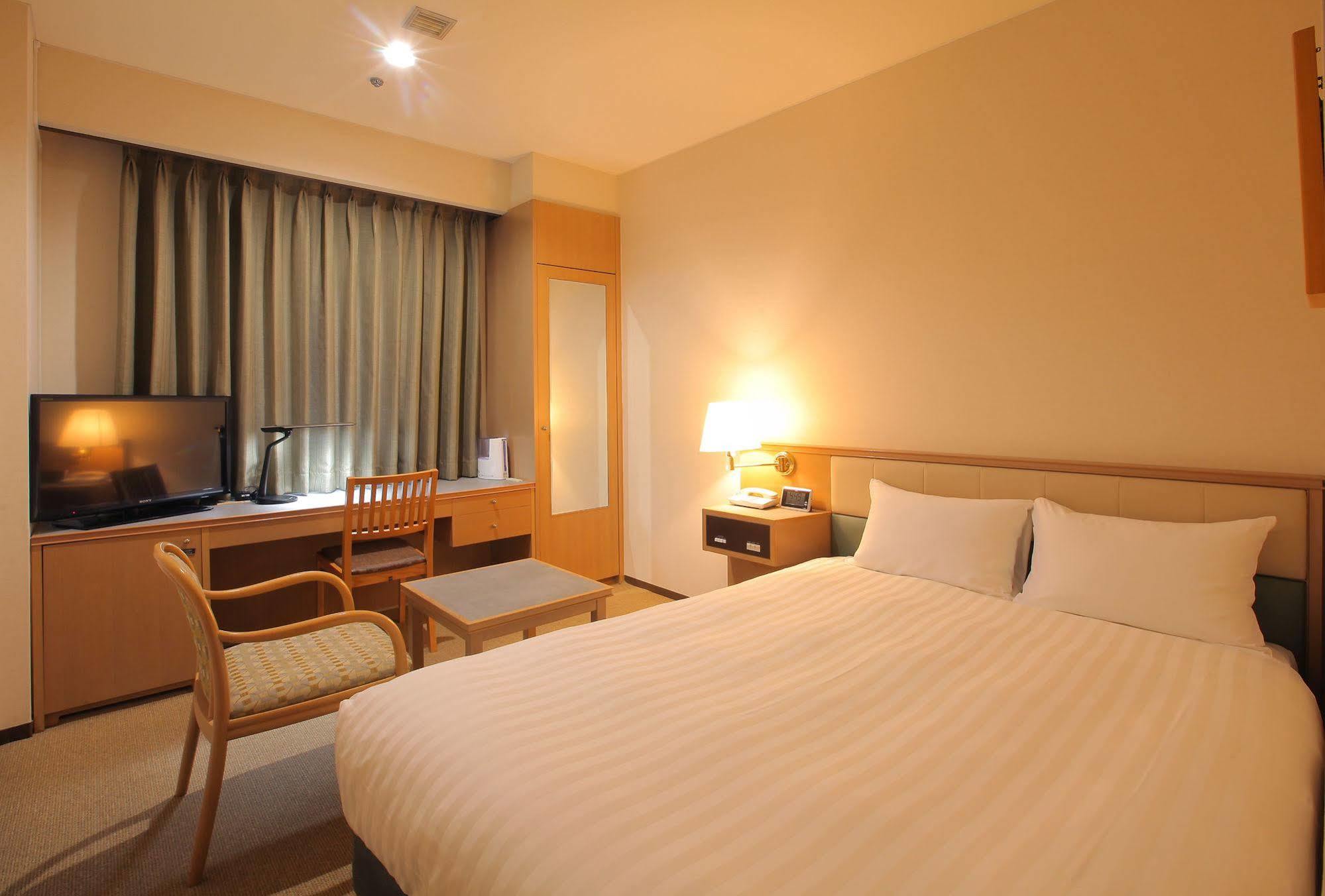 Odakyu Station Hotel Hon-Atsugi Exterior photo