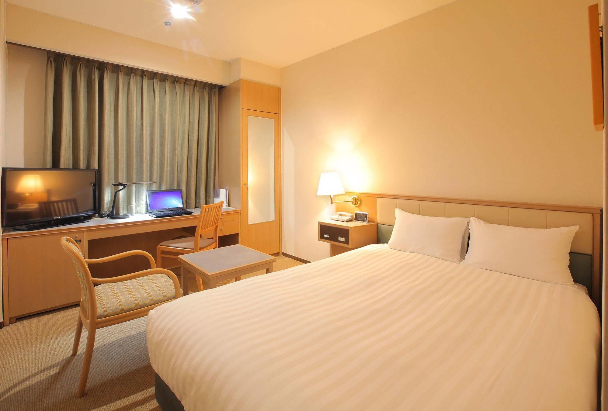 Odakyu Station Hotel Hon-Atsugi Exterior photo
